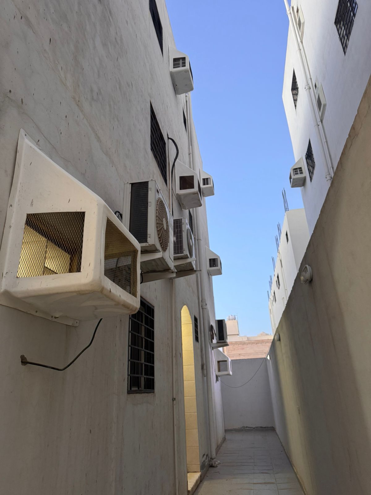 عمارة تجارية سكنية للبيع - حي السلام - صورة العقار 4