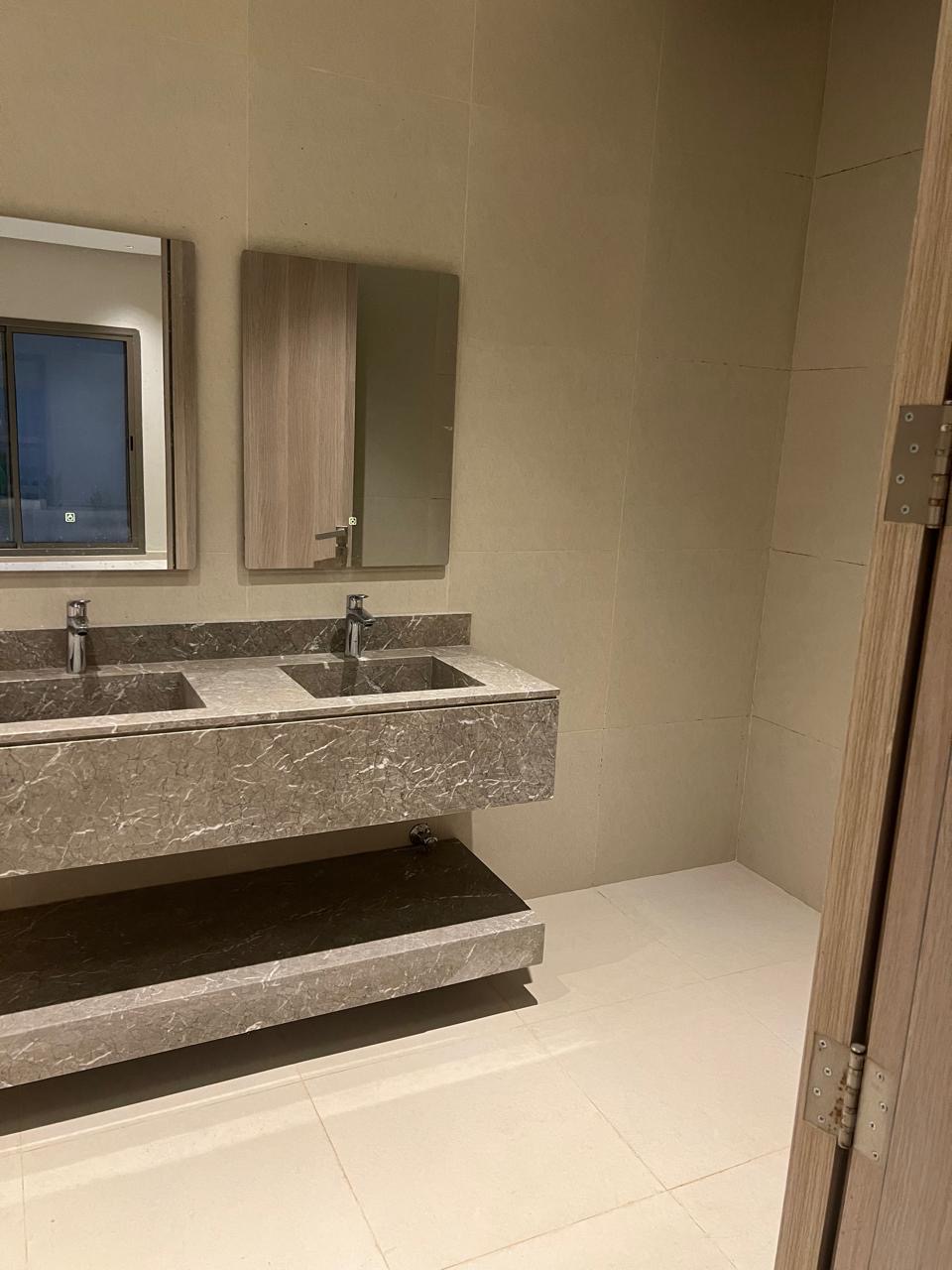 🏡 فيلا دور أرضي مستقل للتنازل – حي العارض – الرياض - صورة العقار 13