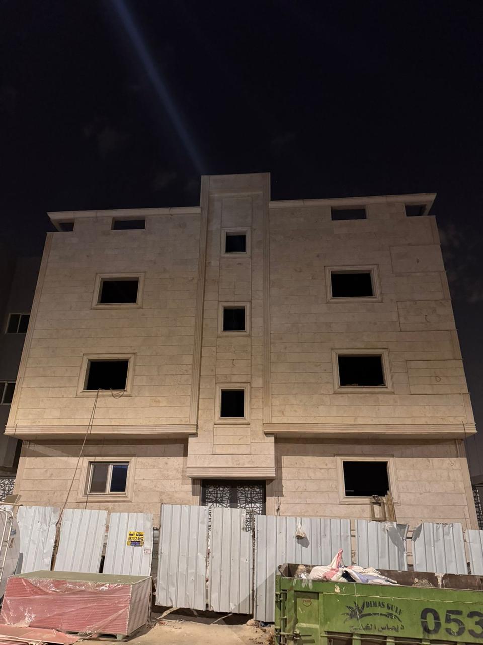 عمارة سكنية للبيع – حي مذينب | البدراني